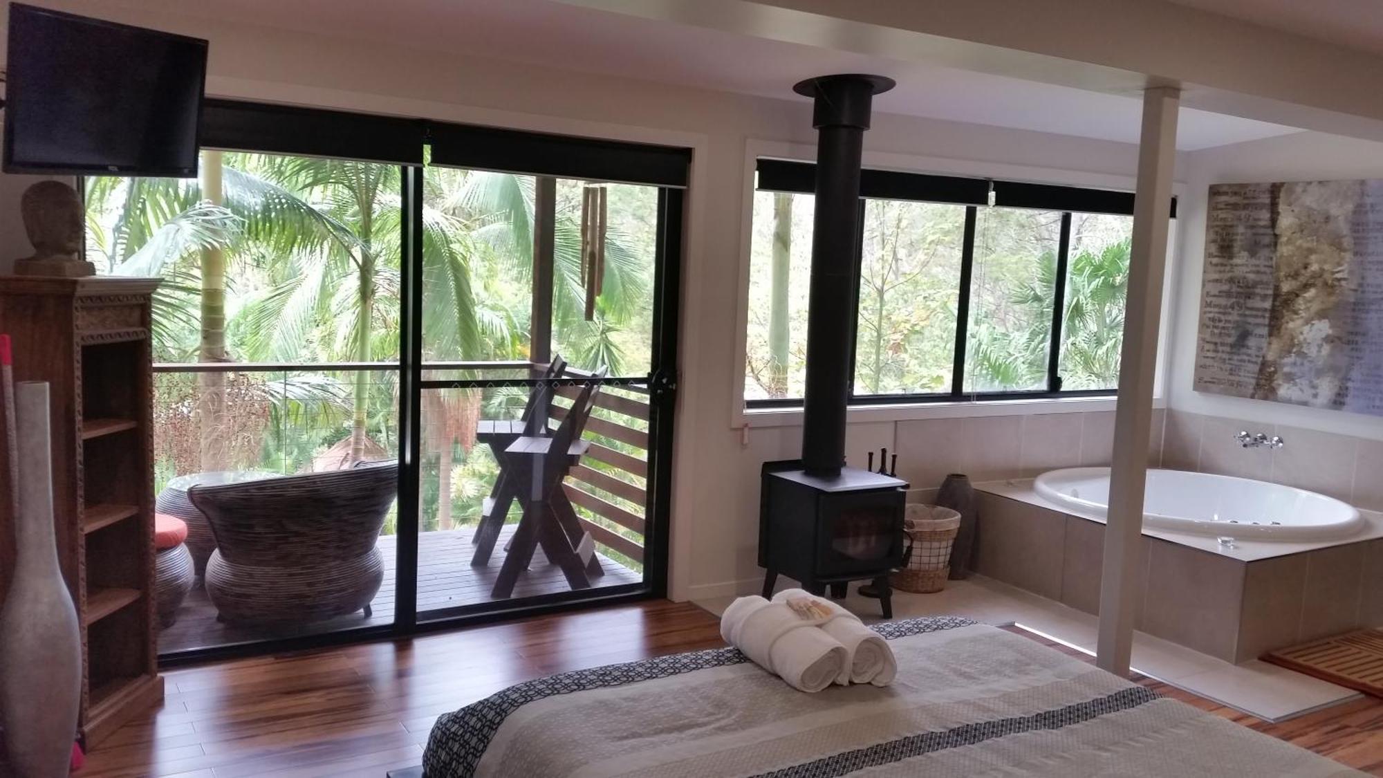Alaya Escape Bed & Breakfast Eudlo Exterior photo